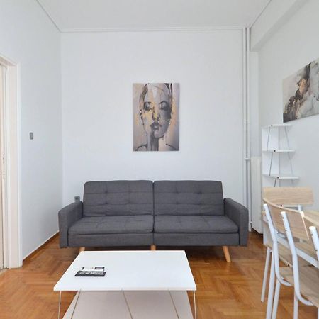 A Cozy Minimal Apartment At Koukaki, Dimitrako... Aten Exteriör bild