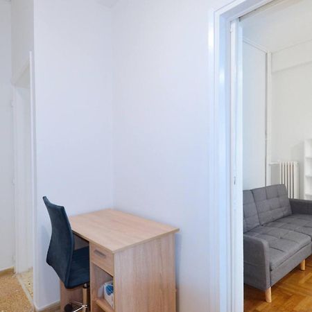 A Cozy Minimal Apartment At Koukaki, Dimitrako... Aten Exteriör bild
