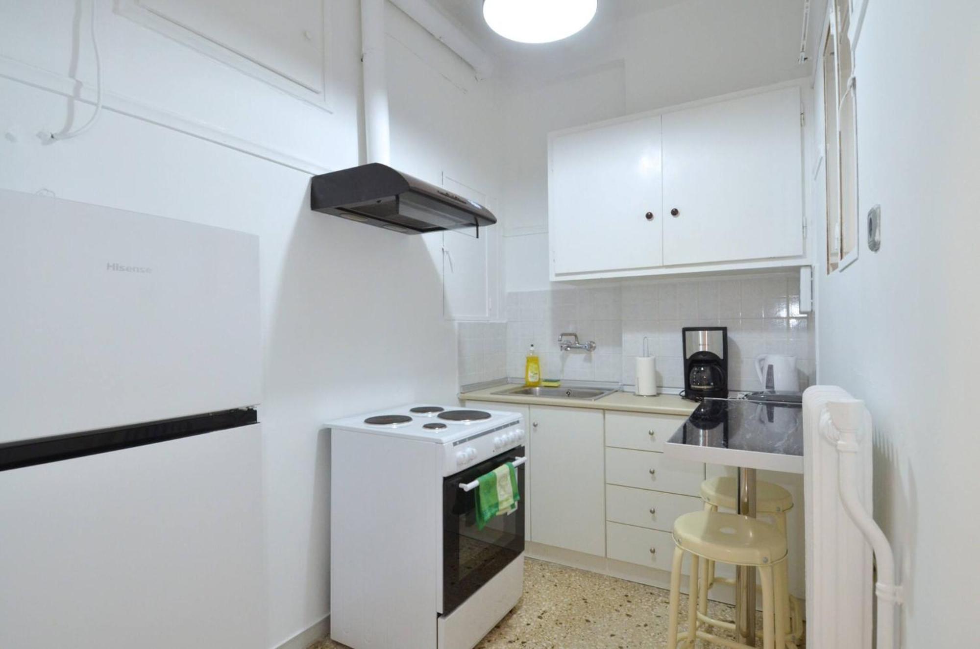A Cozy Minimal Apartment At Koukaki, Dimitrako... Aten Exteriör bild